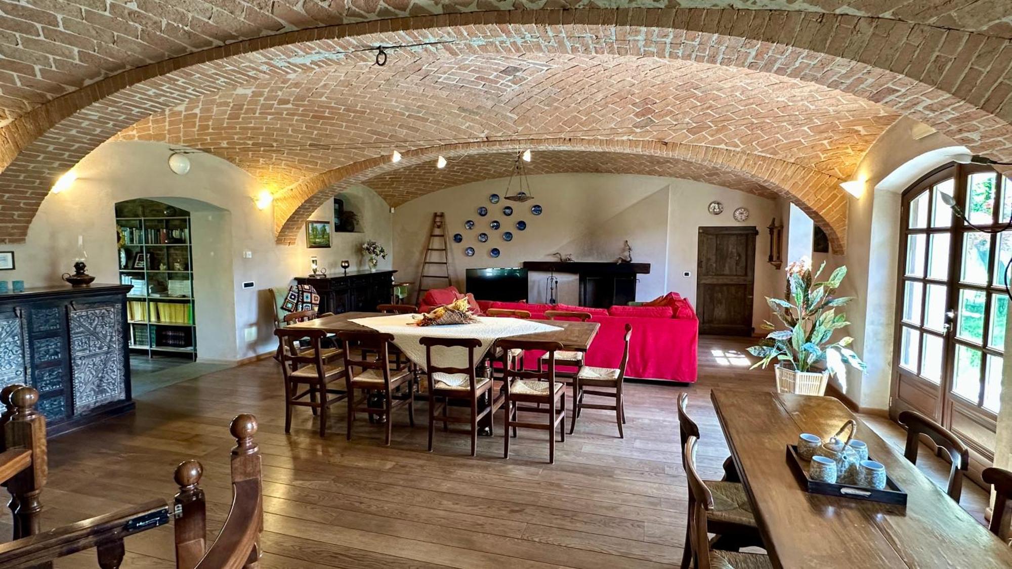 Locanda Del Molino Vecchio Magliano Alfieri Bagian luar foto