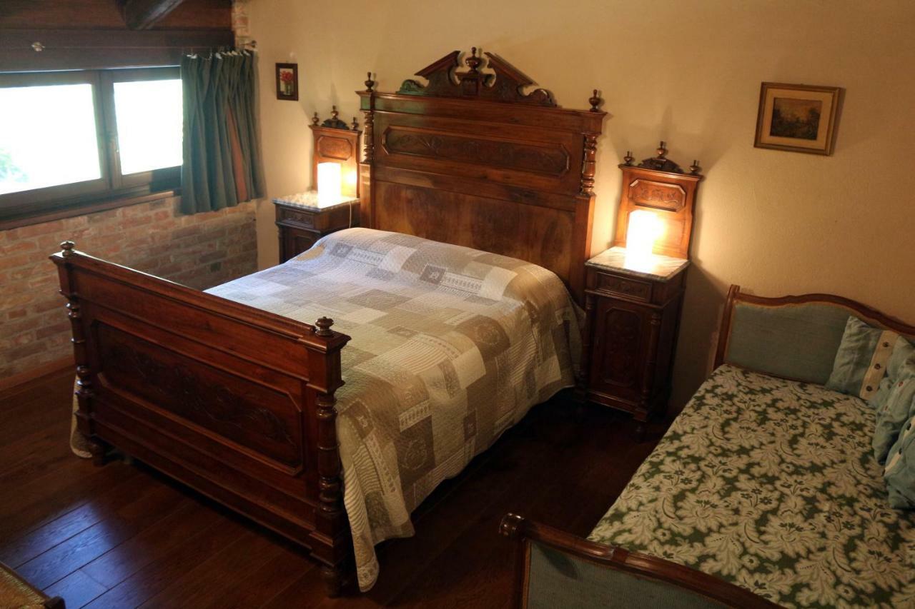 Locanda Del Molino Vecchio Magliano Alfieri Bagian luar foto